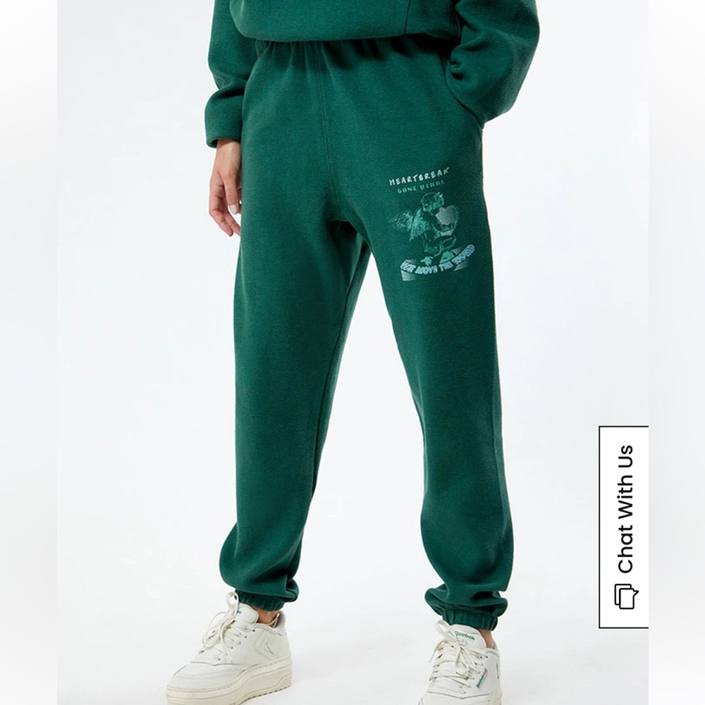 NWOT Boys Lie Heartbreak Gone Viral Sweatpants
